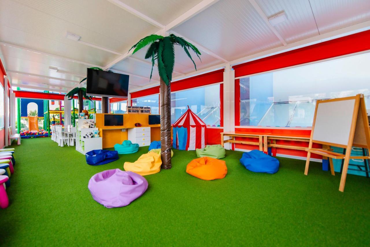 Paradise Park Fun Lifestyle Hotel Los Cristianos  Esterno foto